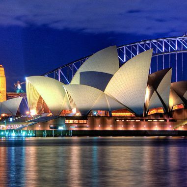 800px-Sydney_Opera_House_Close_up_HDR_Sydney_Australia